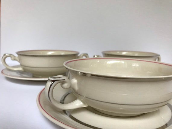 1930s-1940s Arabia Finland ARA53 Two-Handled Soup Bowls (3) and Saucers (5)