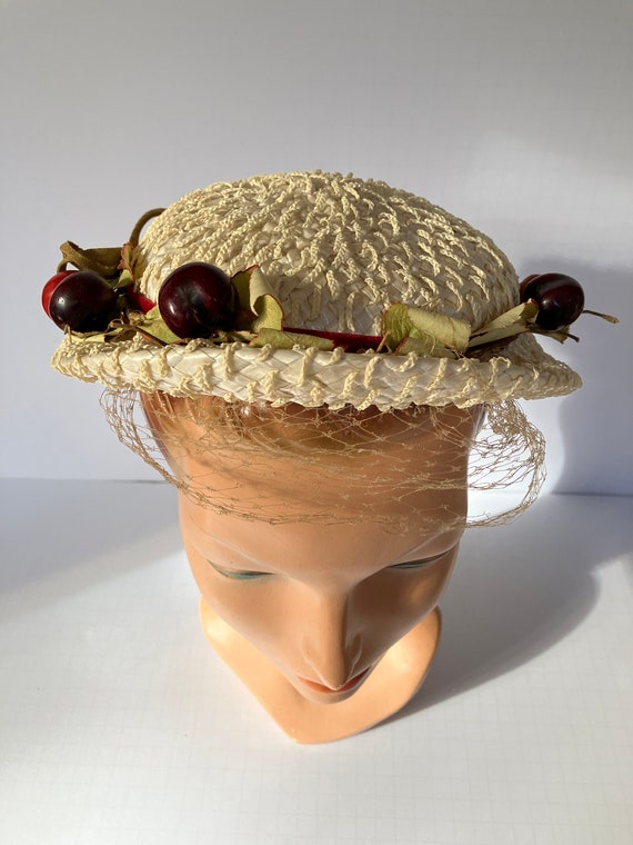 c.1950s Straw Hat with Brim, Red Cherries and Cla… - image 5