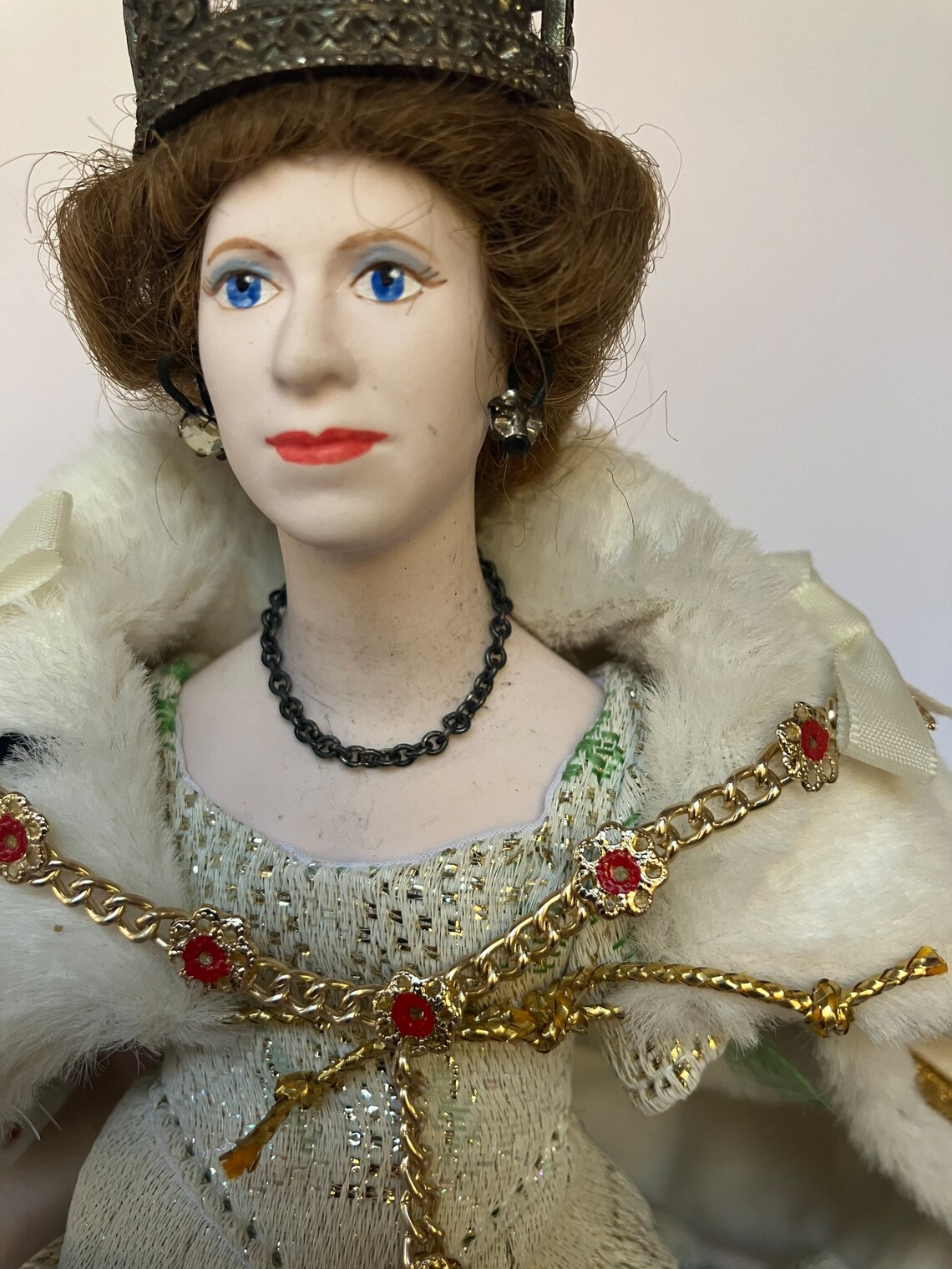 PAR AMOUR DES POUPEES : PEGGY NISBET DOLLS, a collector's guide