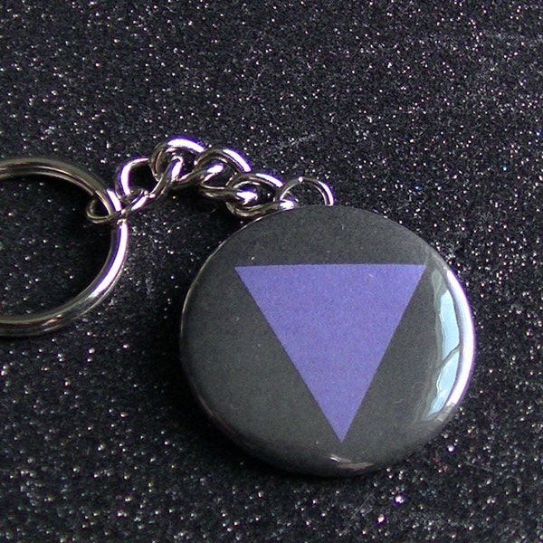 Purpur mit schwarzen Dreieck Keychain - Lesbian Dreieck - LGBT - Gleichheit - 1,5 In Schlüsselanhänger