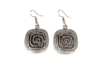 Boucles d’oreilles Boho Pewter faites à la main plaquées en 925 argent, nickel libre et hypoallergénique! Sku ALL-3369