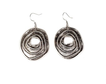 Boucles d’oreilles Boho Pewter faites à la main plaquées en 925 argent, nickel libre et hypoallergénique! Sku ALL-3267