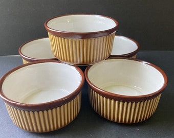 Vintage Ribbed Soufflé Brown Ceramic Set Of 5 Bakeware Ramekin Cookware Bowl