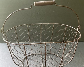 Vintage Rustic Wire Egg Storage Farmhouse Rustic Cottage Wood Handle Basket