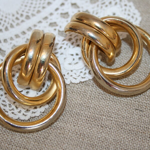 Oversized 80s Earrings - Metal - Gold - Knot - Statement - Knotted - Avant Garde - Art Deco - Sculptural - Unique - Glam - Post - 90s