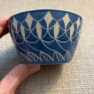 Petite Denim Blue and Off-White Sgraffito Ceramic Bowl