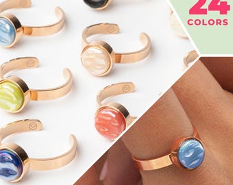 Anillo abierto con piedra en 24 colores | Anillo de acero inoxidable en oro, plata y oro rosa con tamaño ajustable | Resistente al agua e hipoalergénico
