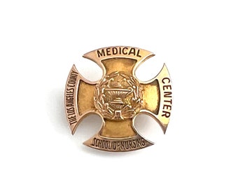 10K Gold Los Angeles Medical Center School of Nursing Pin