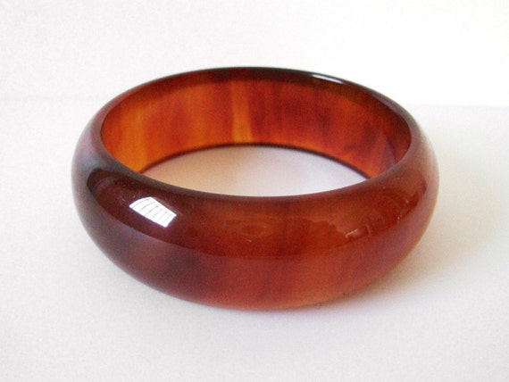 Apple Juice Rootbeer Swirl Bakelite Bangle Bracel… - image 1