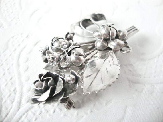 Hobe Sterling Silver Floral Bouquet Brooch - image 3