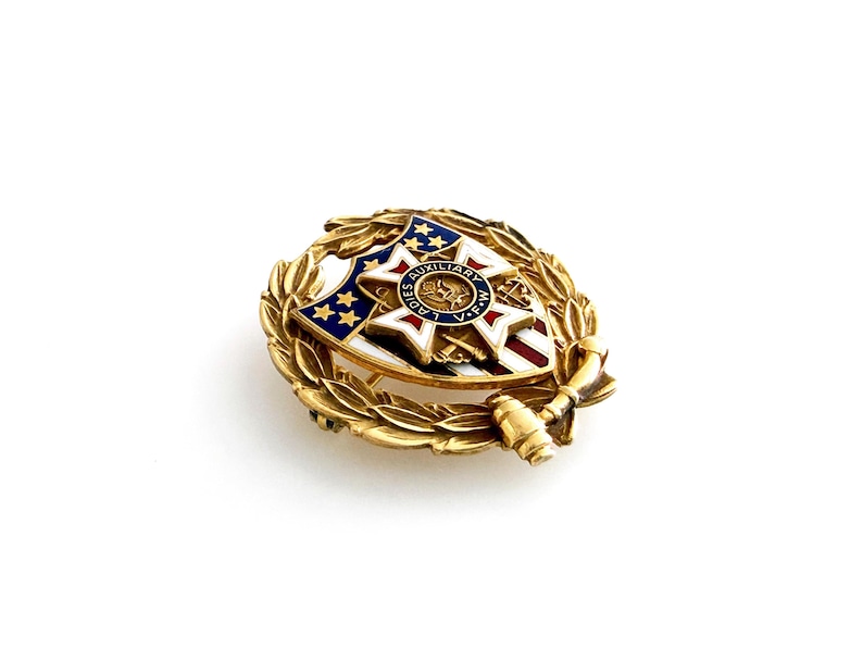 10K GF Veterans of Foreign Wars Auxiliary Enamel Pin image 2