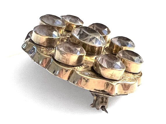 Victorian 9K Rose Gold Oval Brooch Set With Light… - image 3