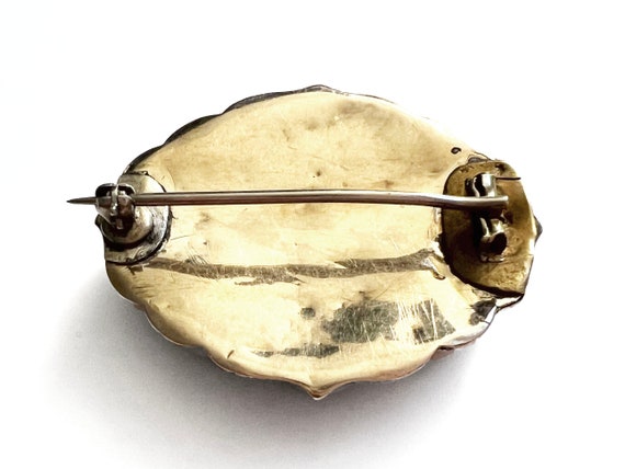 Victorian 9K Rose Gold Oval Brooch Set With Light… - image 8