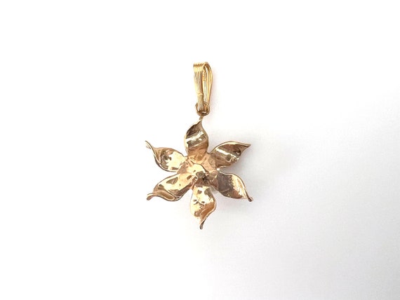 14K Gold Flower Pendant With Cultured Pearls - image 6