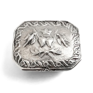 Antique Silver Snuff Box With Doves Hearts And Crown