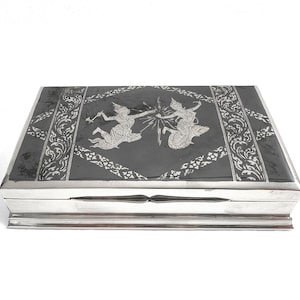 Scatola per sigarette da tavolo in argento Sterling Niello realizzata in Siam