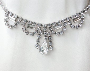 Feminine Vintage Crystal Rhinestone Choker Necklace with a Sweet Swag of Stones Centered with a Teardrop