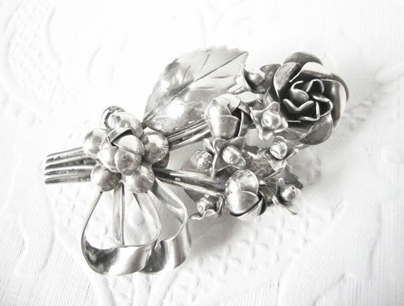 Hobe Sterling Silver Floral Bouquet Brooch - image 1