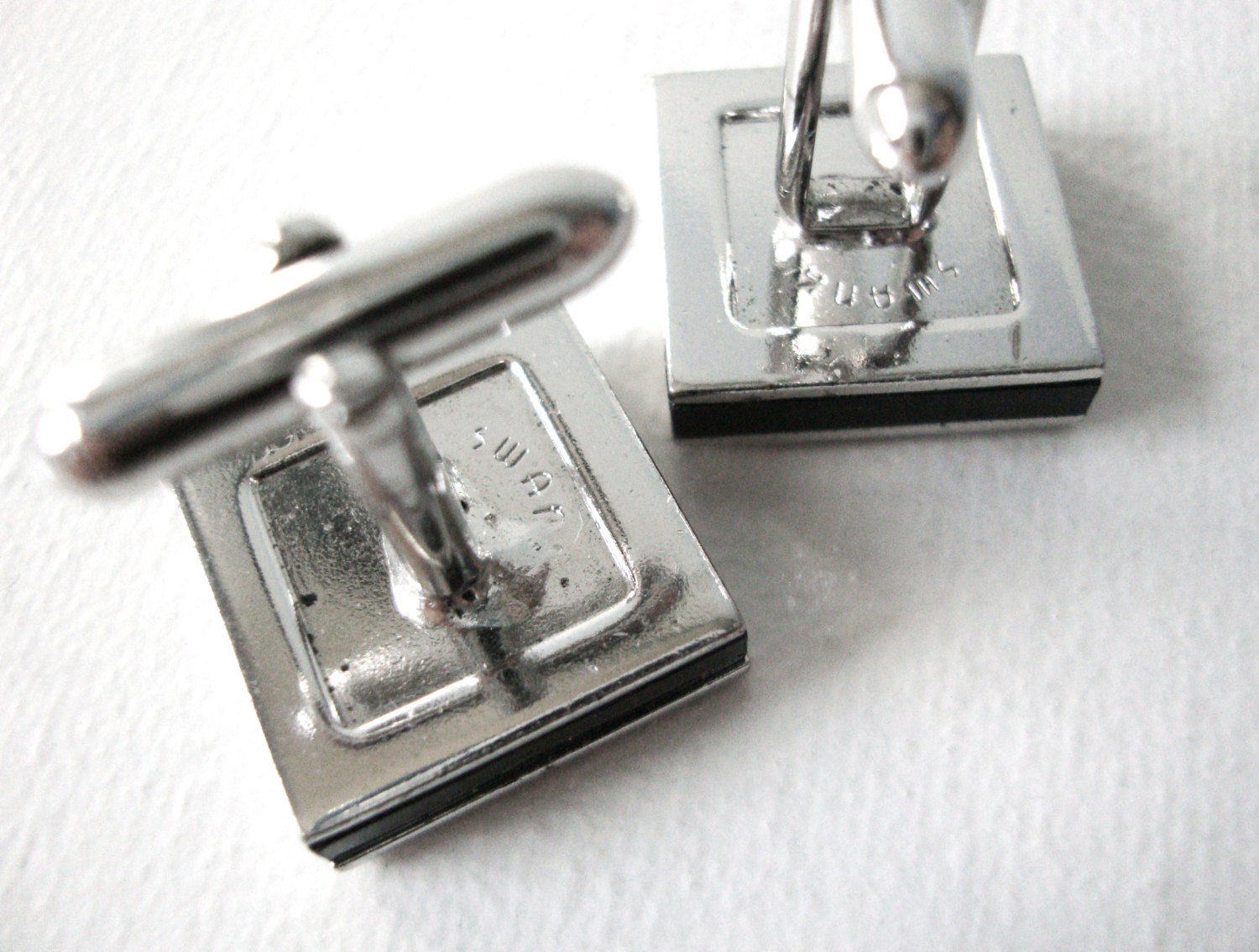 Boutons De Manchette Vintage Swank - Style Moderniste Milieu De Siècle - Carrés Avec Diamants - Ton Argent