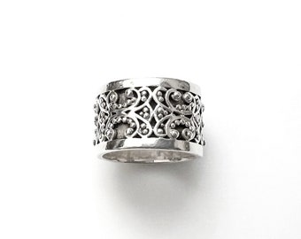 Ornate Filigree Sterling Silver Ring Size 7 1/4