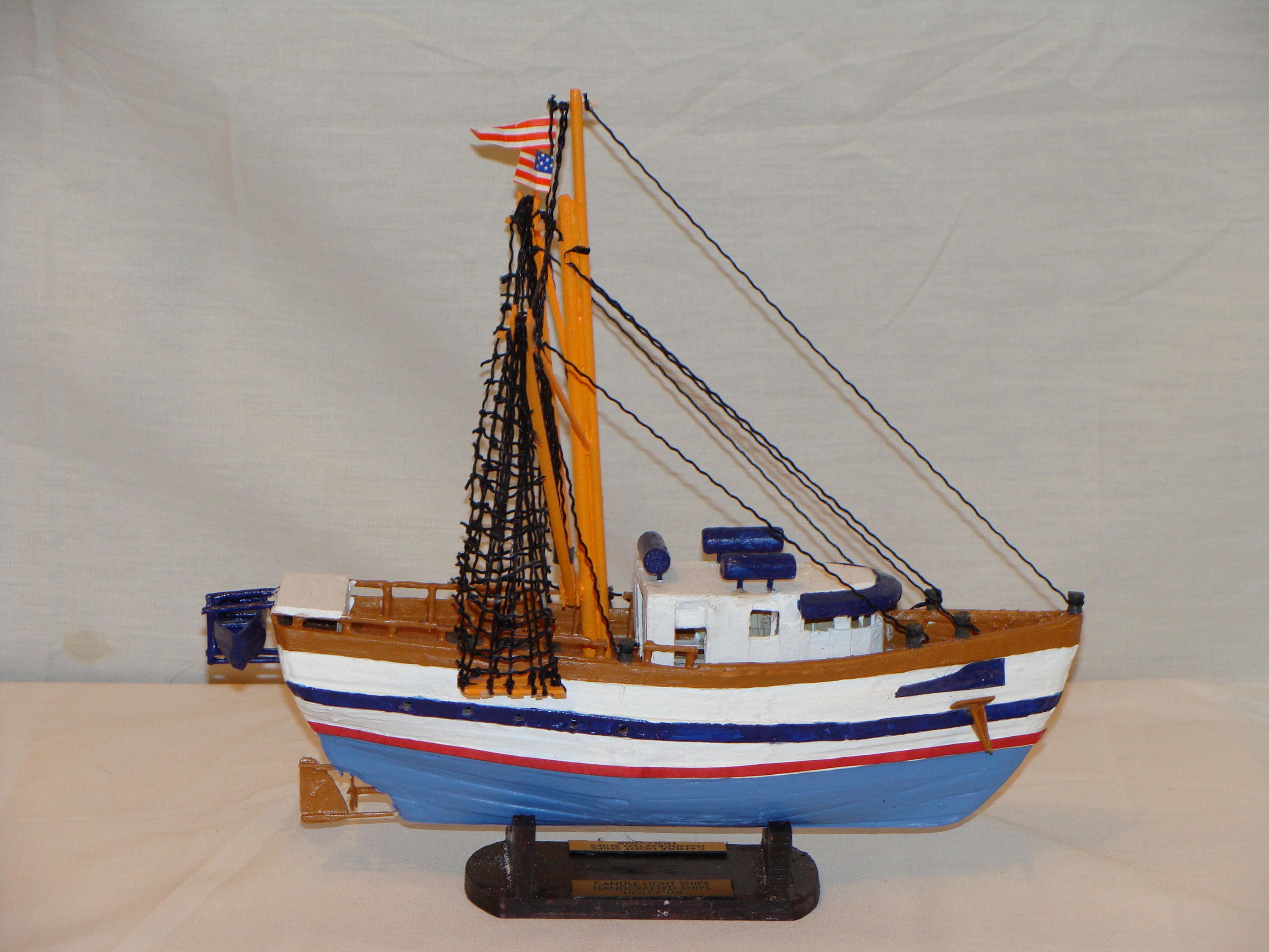 HO 1:87 Scale 56’ Fishing Boat Kit, Waterline Hull