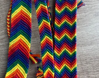 Rainbow Friendship Bracelet (Chevron)