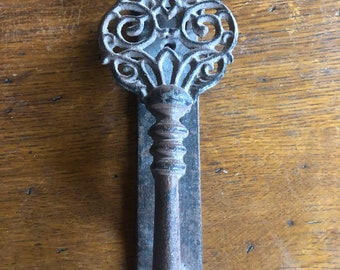 Heurtoir de porte en forme de clé, Marteau de porte en métal neuf