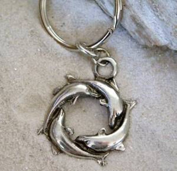 Pewter Dolphin Circle Porpoise Keychain Key Ring (32G-KC)