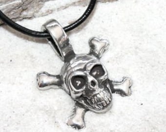 Pewter Skull and Crossbones Pirate Biker Gothic Pendant (21G)