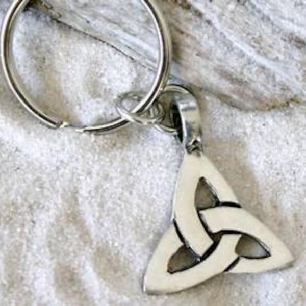 Pewter Triquetra Knot Celtic Triangle Trinity Keychain Key Ring(21A)