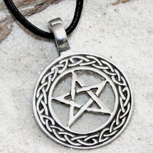 Pewter Pentagram Celtic Knot Pagan Wiccan Pentacle Pendent (20I)