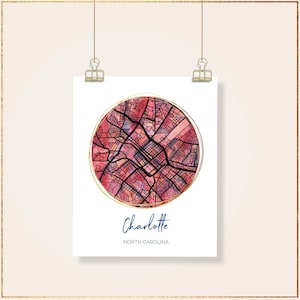 Charlotte NC - Affiche d'art en plusieurs tailles. Tirages d'art de plan de ville dessinés à la main | Décoration murale carte de la Caroline du Nord | Cadeau unique de pendaison de crémaillère