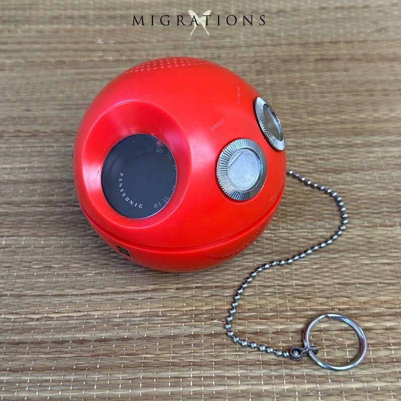 Vintage Panasonic Panapet Radio Model R70 Space Age Ball Radio Red Etsy