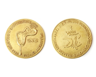 One Salvador Dali Commemorative Coin Exhibition in Vienna Medal Medallion Token 1982