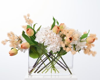Real Touch-hortensia- en tulpenarrangement – lentebloemstuk