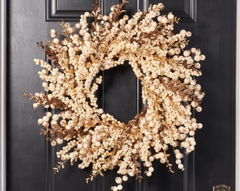 Classic Winter Cedar Holiday Greenery Front Door Christmas Wreath - 22"