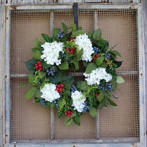 Williamsburg Style Americana Fruit Wreath with Hydrangea, Raspberry & Blueberry Summer Front Door Wreath zdjęcie 4