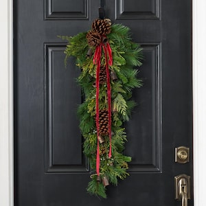 Jingle All the Way - Hanging Christmas Swag Holiday Front Door Wall Decor