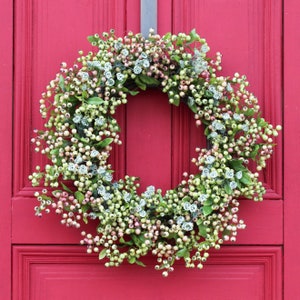 Pink & Green Pepperberry and Queen Annes Lace Front Door Spring Wreath image 5