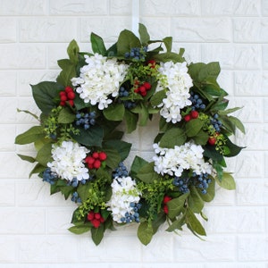 Williamsburg Style Americana Fruit Wreath with Hydrangea, Raspberry & Blueberry Summer Front Door Wreath zdjęcie 3