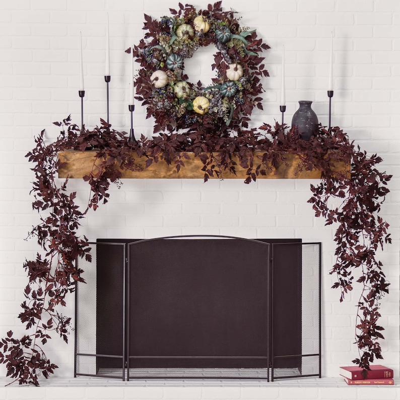 Darby Creek Trading Cimicifuga Ramosa Leaf & Berry Garland