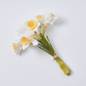 White Silk Daffodil Faux Floral Bouquet Bundle of 6 Wired Stems - 12"