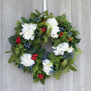 Williamsburg Style Americana Fruit Wreath with Hydrangea, Raspberry & Blueberry Summer Front Door Wreath zdjęcie 5