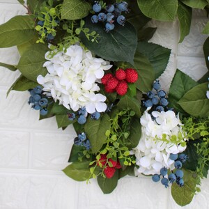 Williamsburg Style Americana Fruit Wreath with Hydrangea, Raspberry & Blueberry Summer Front Door Wreath zdjęcie 2