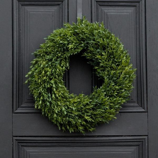 Realistic Boxwood Everyday All Seasons Spring Summer Outdoor Wreath - 2 Sizes