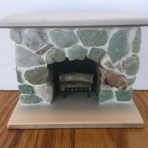 MasonryMiniatures- #82 - Green Quartz rock  miniature fireplace /1:12 scale