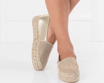 Espadrilles en cuir, Espadrille ornée, Espadrille à la main en cristal doré, Espadrille brillante dorée, Semelle intérieure en cuir, Semelle en jute, Chaussures chics