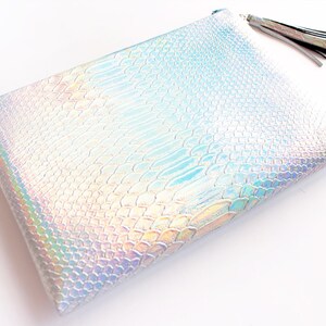 Mermaid Crossbody / Crossbody bag, Clutch bag, Holographic bag, rainbow bag, cremallera de color personalizable image 4