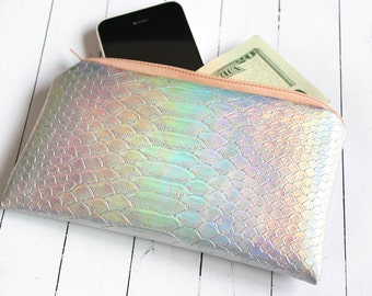 Mermaid Pouch / Holographic pouch, iridescent bag, small pouch, pastel pouch, customizable color zipper