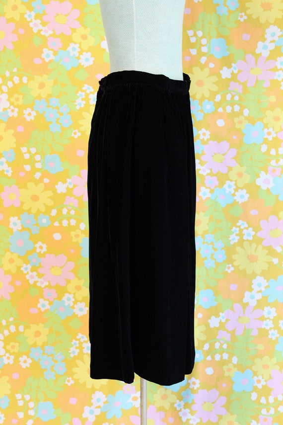 Vintage 1980's Liz Claiborne Velvet Black A-Line … - image 6